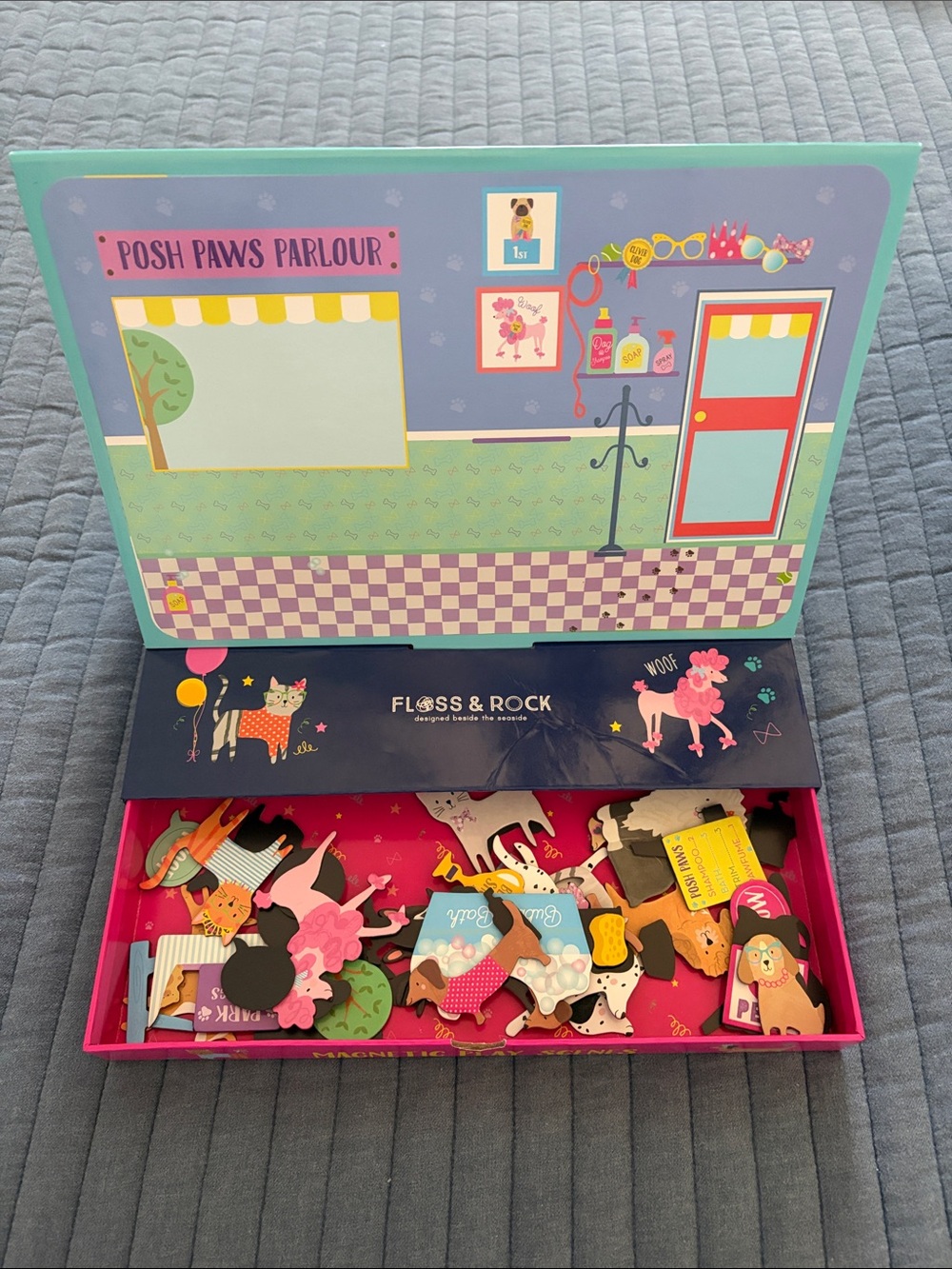 Floss & Rock Make your Own Magnetic Play Scenes Playset